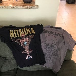 Two men’s Metallica shirts (large)